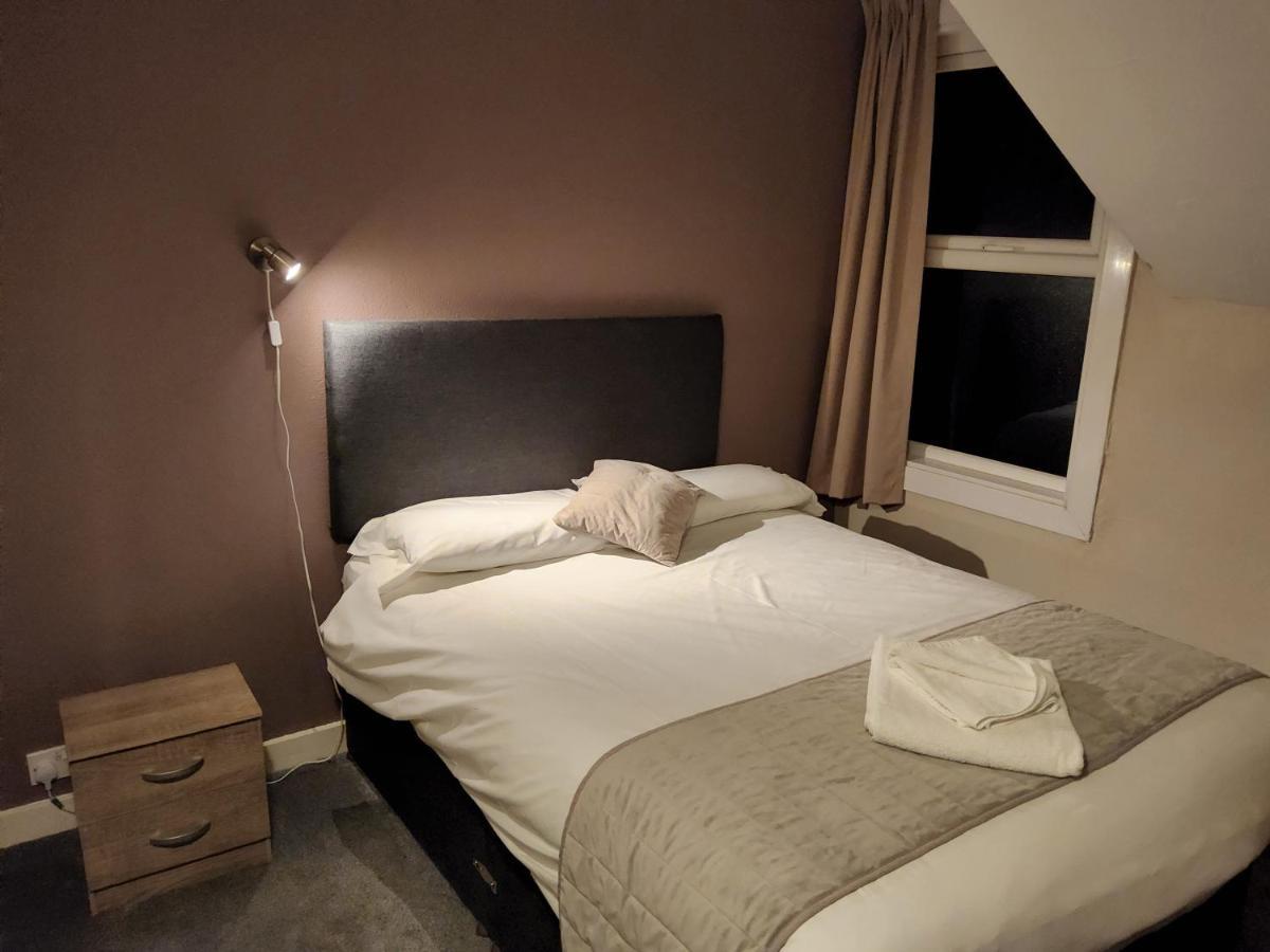 The Avenue Hotel แกรนแธม ภายนอก รูปภาพ