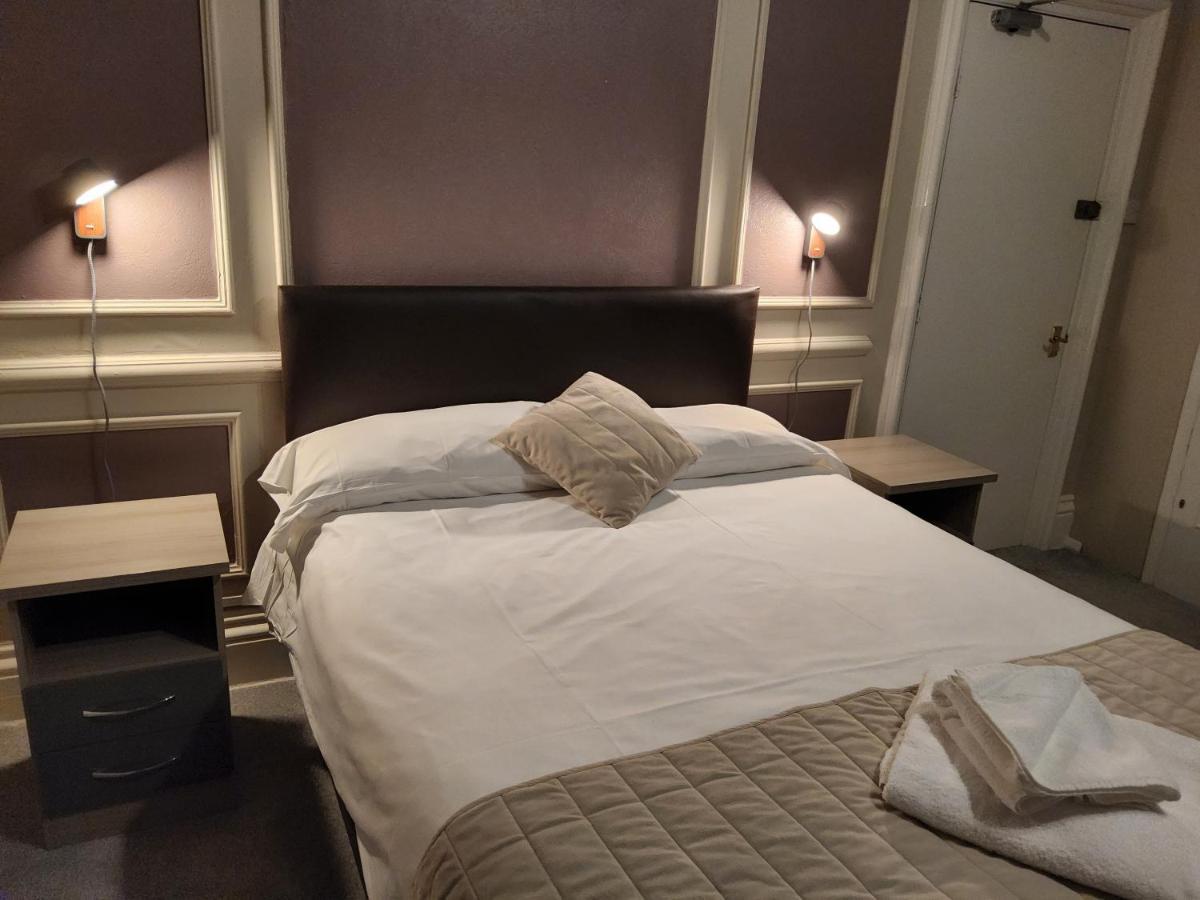 The Avenue Hotel แกรนแธม ภายนอก รูปภาพ